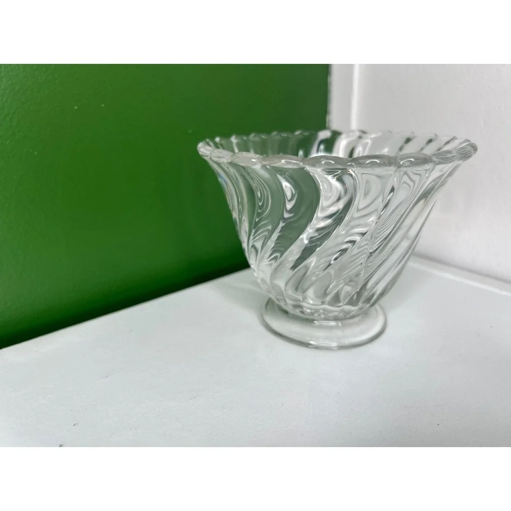 Vintage Clear Swirl Glass Pedestal Bowl Scalloped UV Glow Manganese 4 Inch